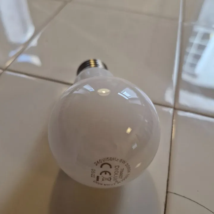GN Diolux Norma75 E27 8W LED 3000K Tænd/Sluk – pære — produktfoto