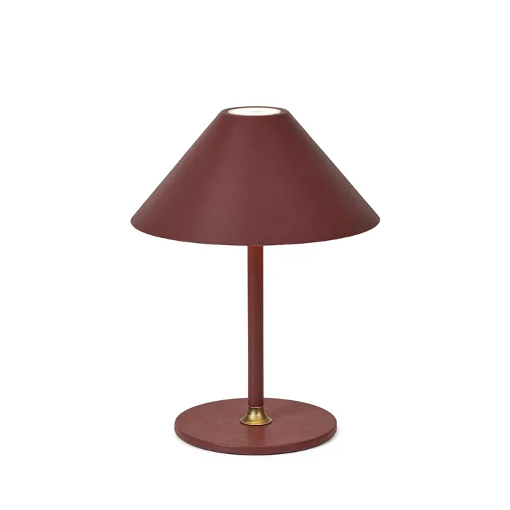Halo Design Hygge Bordeaux – transportabel bordlampe — produktfoto