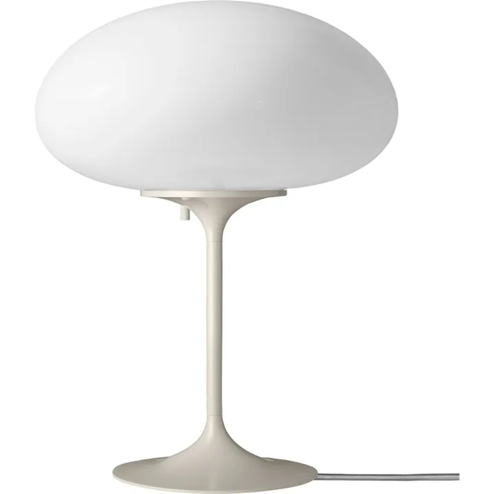 GUBI Stemlite H42 Pebble Grey/Opal – bordlampe — produktfoto