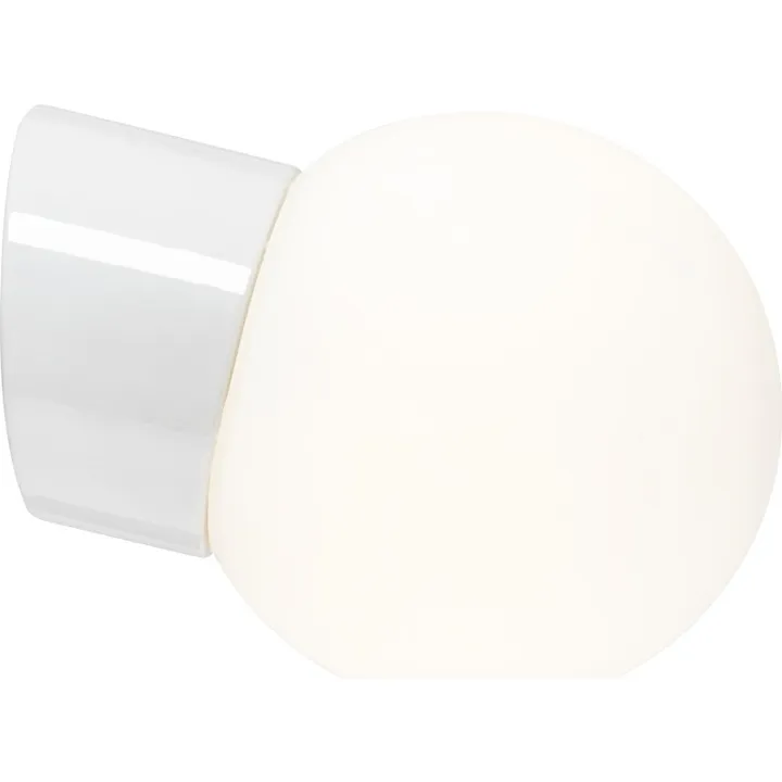 Ifö Electric Classic Glob 150 , mat opal, hvid – væglampe — produktfoto