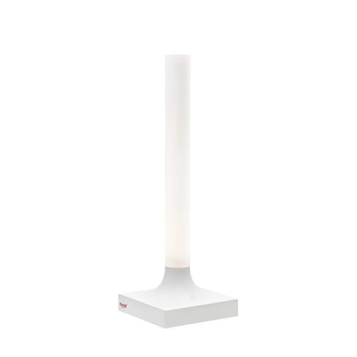 Kartell Goodnight Mat Hvid – transportabel bordlampe — produktfoto