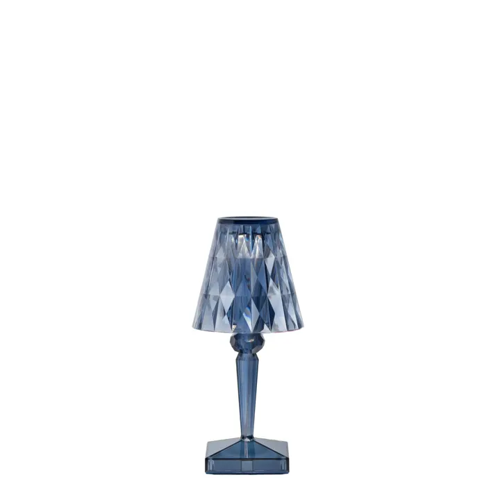 Kartell BATTERY Skyblå – transportabel bordlampe — produktfoto