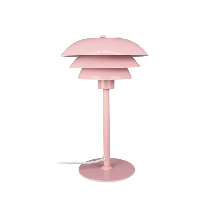 Dyberg Larsen Sixteen Lyserød – bordlampe — produktfoto