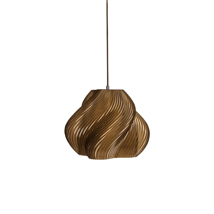 Créme Atelier Crème Atelier Soft Serve 03 Caramel/Krom – pendel — produktfoto