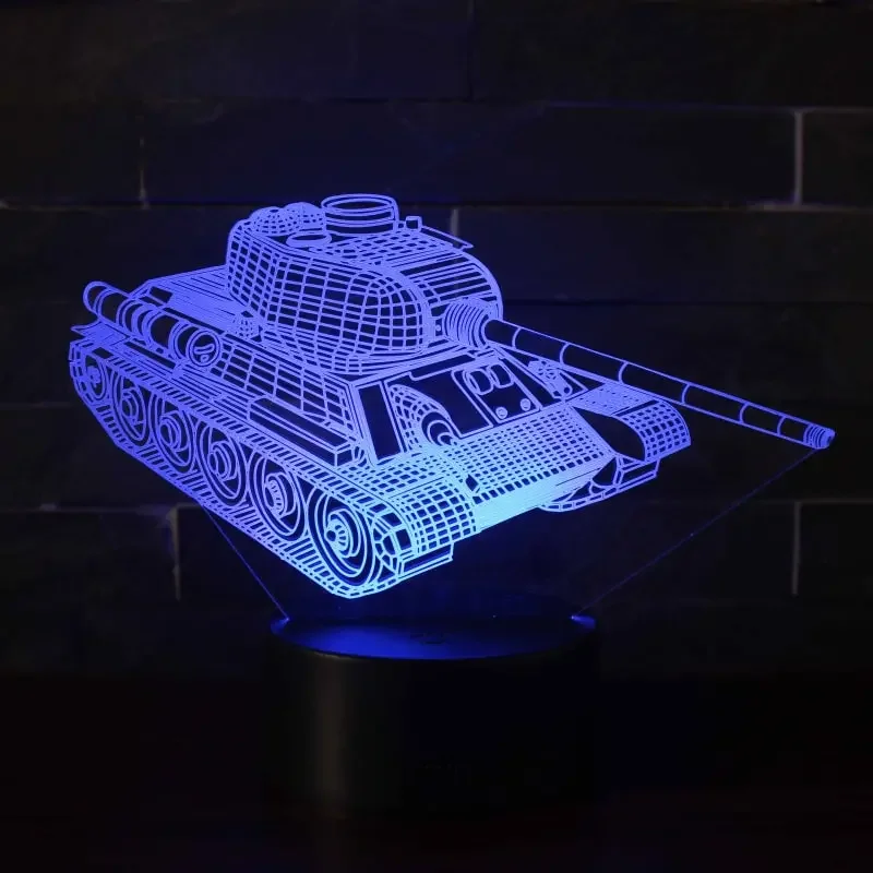 Kampvogn 3D lampe. Natlampe med en sej tank. Farveskift mellem 7 farver. – dekorationslys — produktfoto