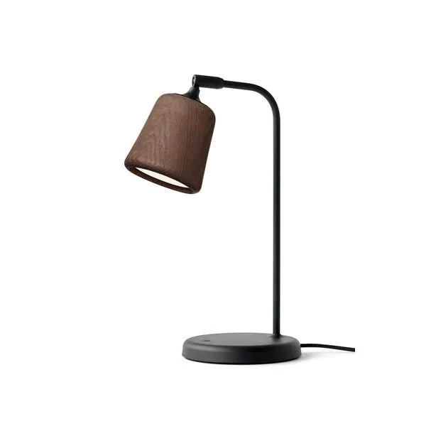 New Works Material Røget Eg – bordlampe — produktfoto