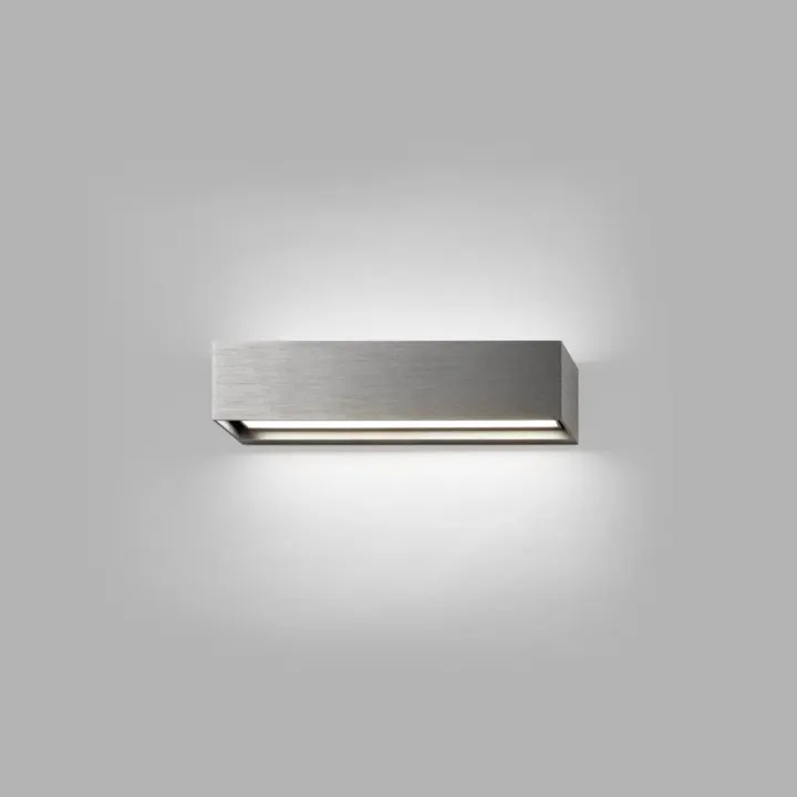 LIGHT-POINT LINEA W2 300 - Titanium – væglampe — produktfoto