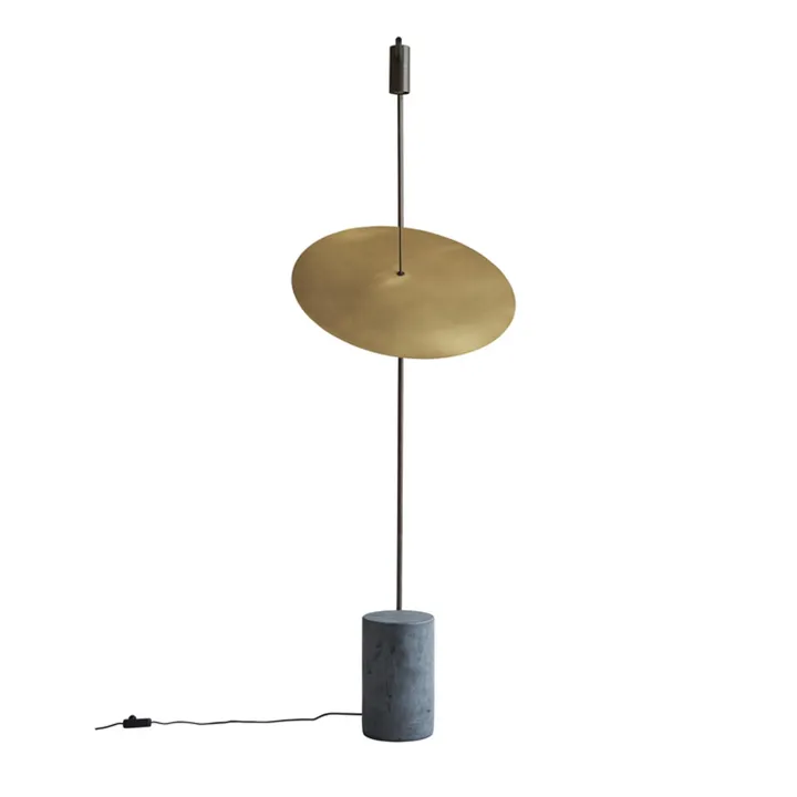 101 Copenhagen The Moon Messing – gulvlampe — produktfoto