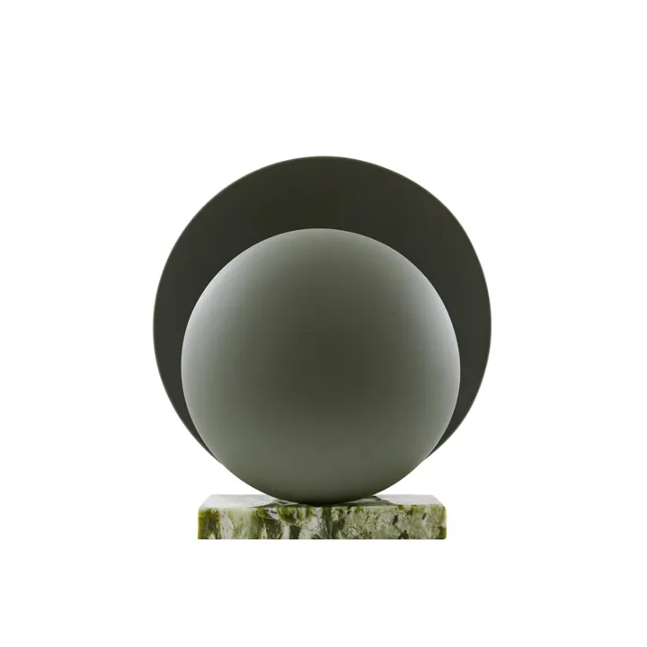 Globen Lighting Orbit Mosgrøn – bordlampe — produktfoto