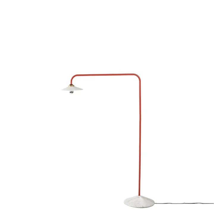 Valerie Objects Valerie Object Standing Lamp N°1 Rød – gulvlampe — produktfoto