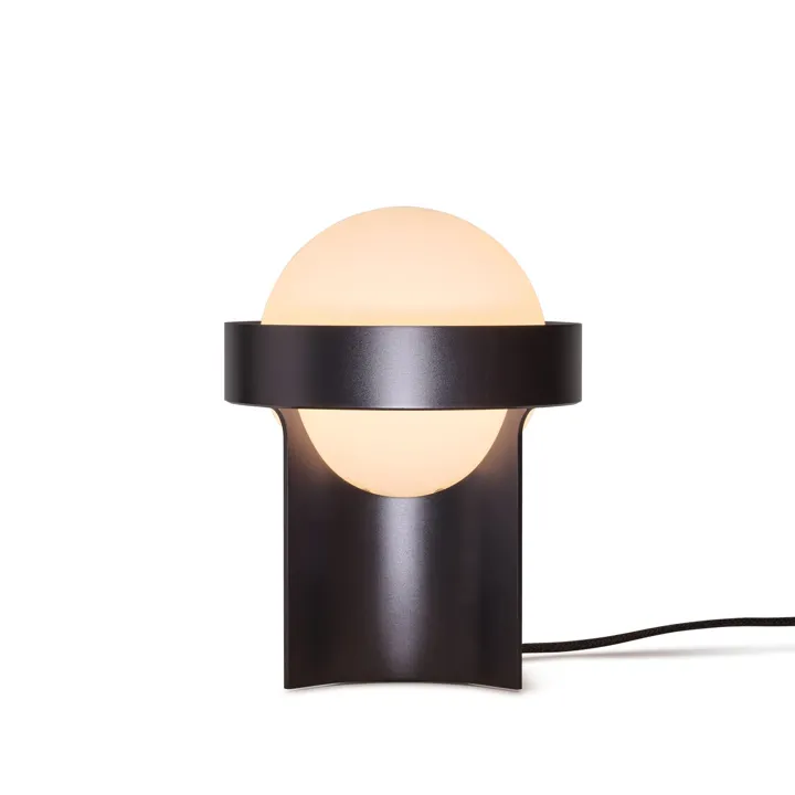 Tala Loop Stor Mørkegrå med Sphere IV – bordlampe — produktfoto