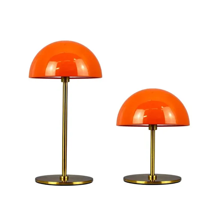 Dyberg Larsen ALONG Mini LED 2 stk Orange/Messing – bordlampe — produktfoto