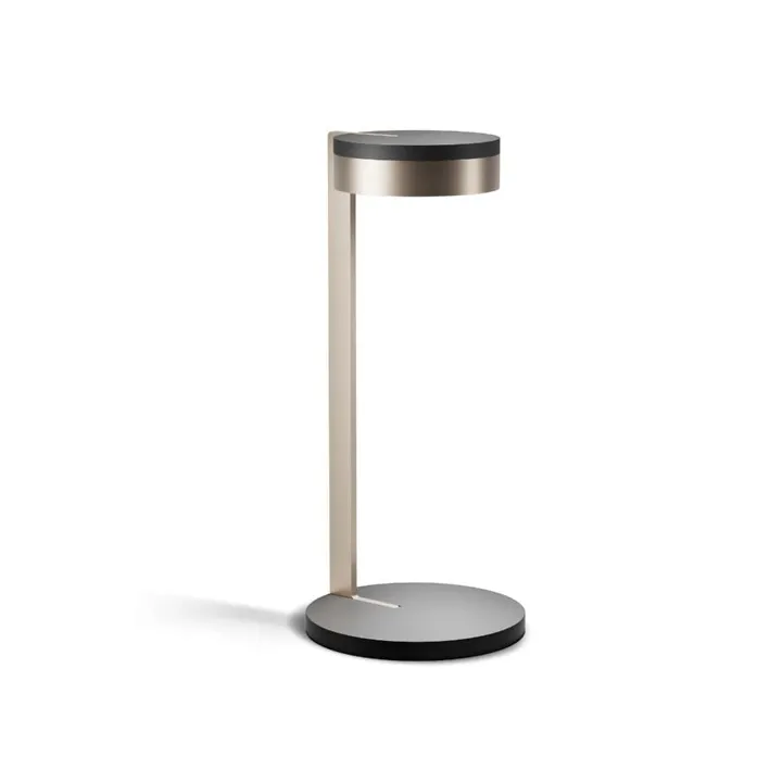 Porsche Studio Blade T2 Slim Matt Black / Satin Gold - Porsche – bordlampe — produktfoto