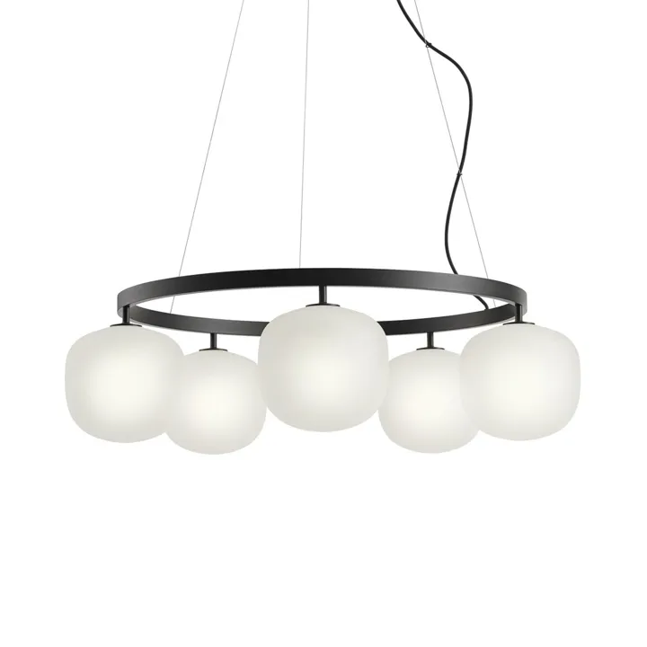 Muuto Rime Sort – lysekrone — produktfoto