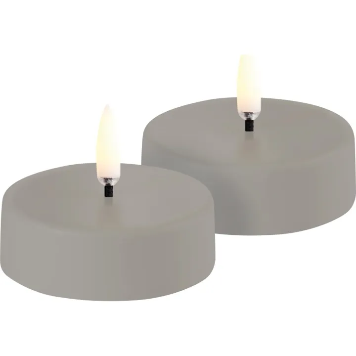 Uyuni LED fyrfadslys, genopladelig, beige, 2-pak – LED-stearinlys — produktfoto