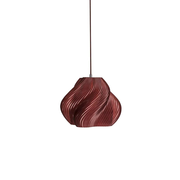Créme Atelier Crème Atelier Soft Serve 02 Cherry/Krom – pendel — produktfoto