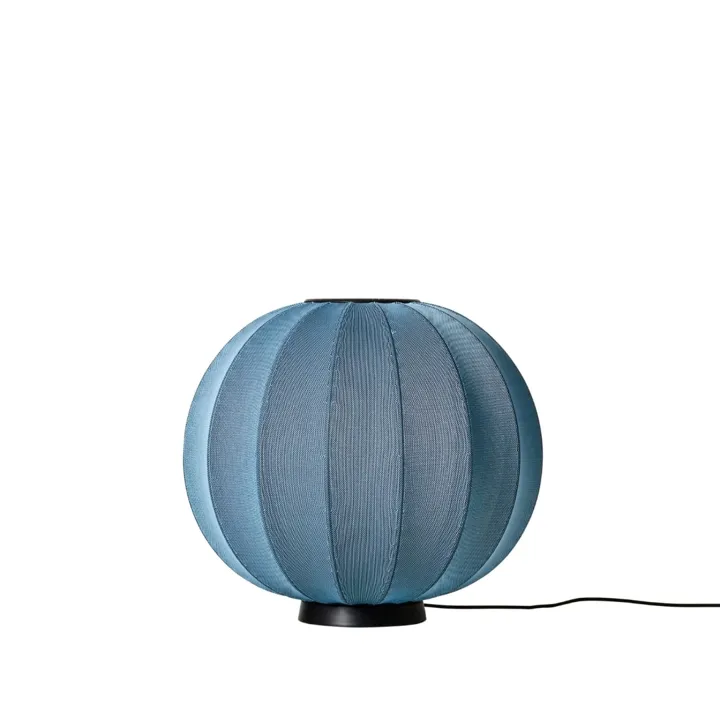 Made By Hand Knit-Wit 60 Round Blue Stone – gulvlampe — produktfoto