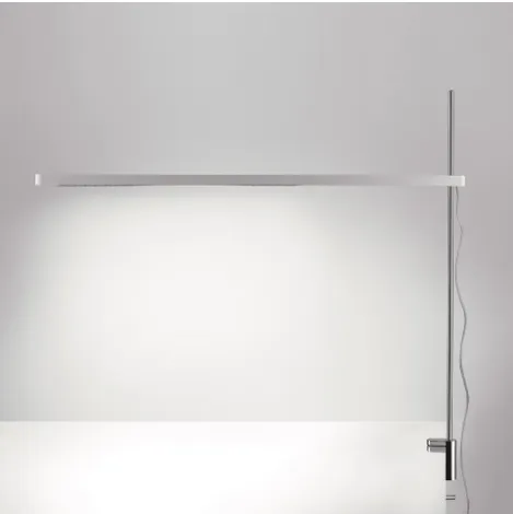 MENU Outlet: Bordklemme til Talak, alu – bordlampe — produktfoto