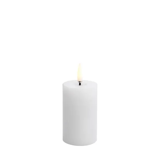 Uyuni LED Smeltet bloklys, Nordic White, Smooth, 5x7,5 cm – LED-stearinlys — produktfoto