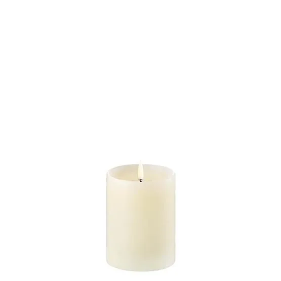 Uyuni LED bloklys m/kant, Ivory, Smooth, 7,8x10 cm – LED-stearinlys — produktfoto