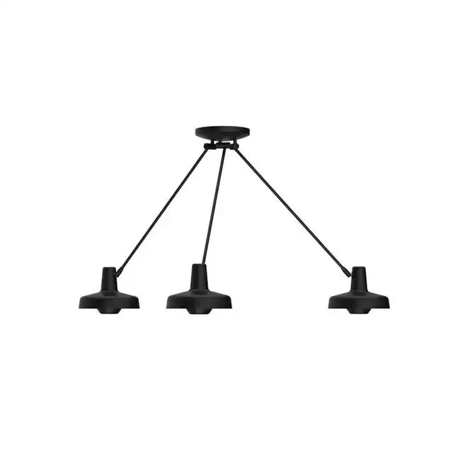 Grupa Arigato Triple Palace Black – loftlampe — produktfoto