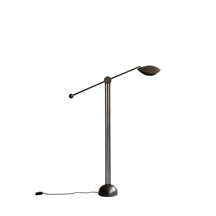 101 Copenhagen Stingray Bronze – gulvlampe — produktfoto