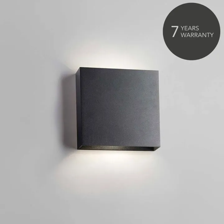 LIGHT-POINT Compact W2 Up-Down LED Sort – væglampe — produktfoto